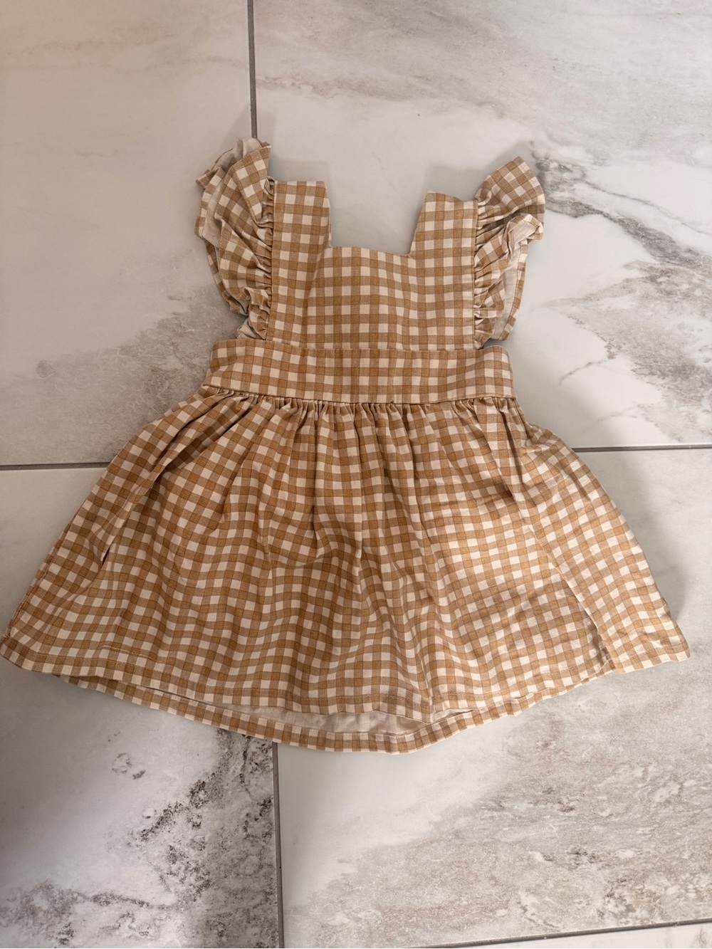 Wren & James Girls Tan & White Gingham Ruffle Sleeve Dress